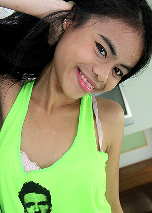 Tuktukpatrol Ann While Teen Young Sexyest