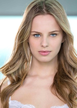 Jillian Janson jpg 5