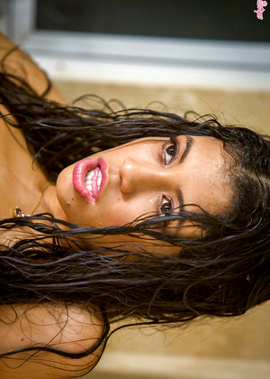 Twistys Veronica Rodriguez Excellent Shower Pornmedia