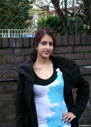 Zarina Masood jpg 10