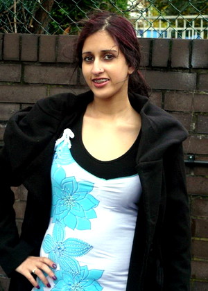 Zarina Masood jpg 9