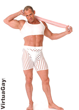 Virtuaguy2 Virtuaguy2 Model Friday Muscular Resource