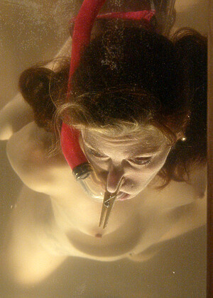 Waterbondage Carly Phim Wet Sexvideoa