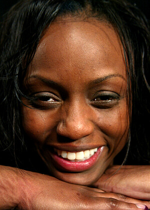 Jada Fire pics