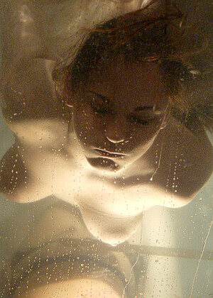 waterbondage Venus pics