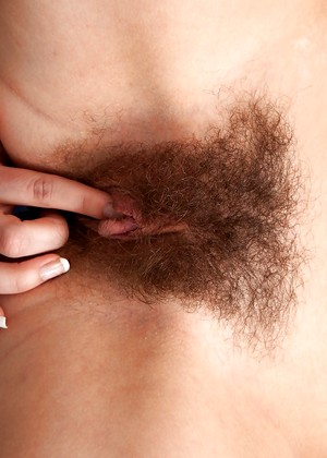 Wearehairy Iveta Z Natural Hairy Index