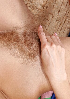 wearehairy Julia pics