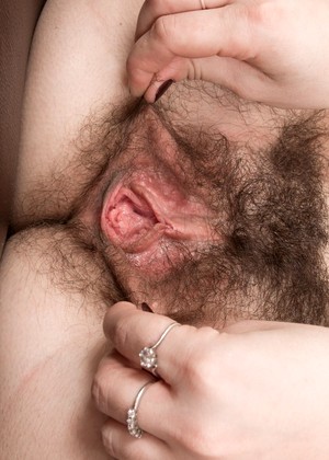 wearehairy Kaira pics