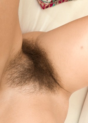 wearehairy Lisa Carry pics