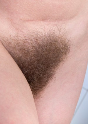 wearehairy Nika pics