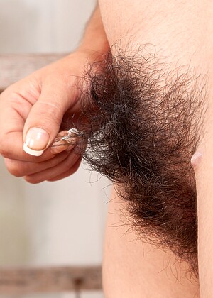 wearehairy Nikki Heat pics