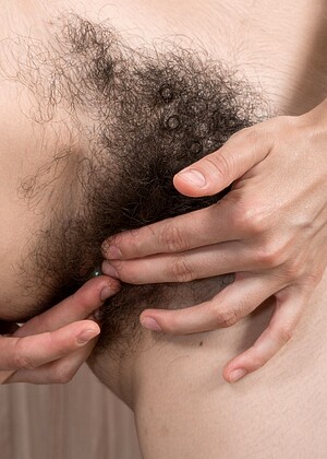 wearehairy Ole Nina pics