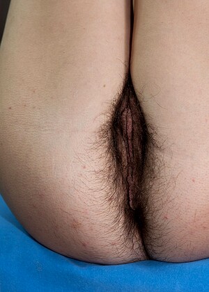 wearehairy Selena pics