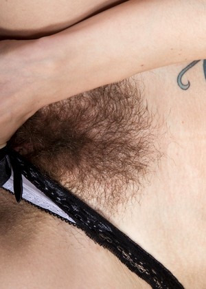 Wearehairy Model pics