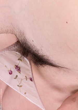 Wearehairy Model jpg 4