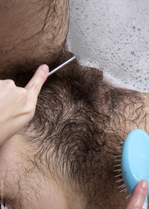 Wearehairy Model jpg 10