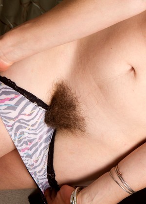 Wearehairy Model jpg 15