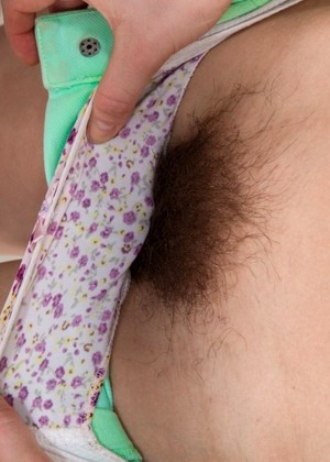 Wearehairy Model jpg 4