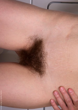 Wearehairy Model jpg 9