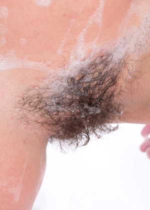 Wearehairy Model pics