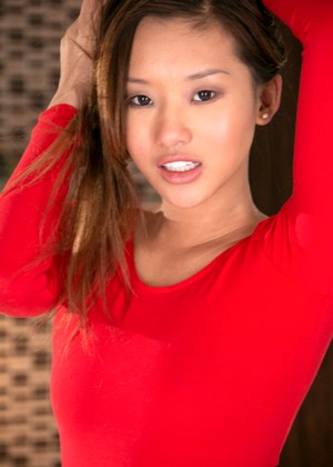 webyoung Alina Li pics