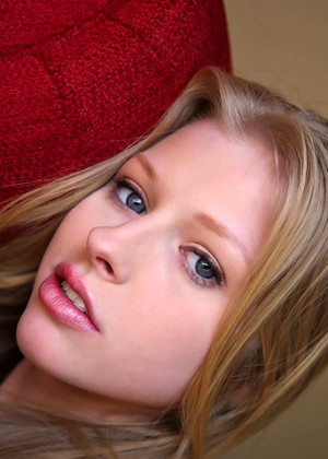 Avril Hall pics