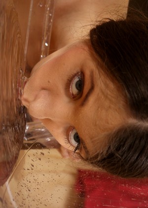 wetandpissy Stefany pics