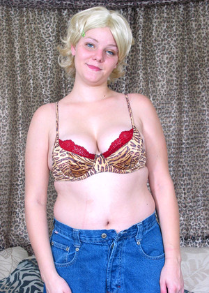 Youngfatties Model jpg 7